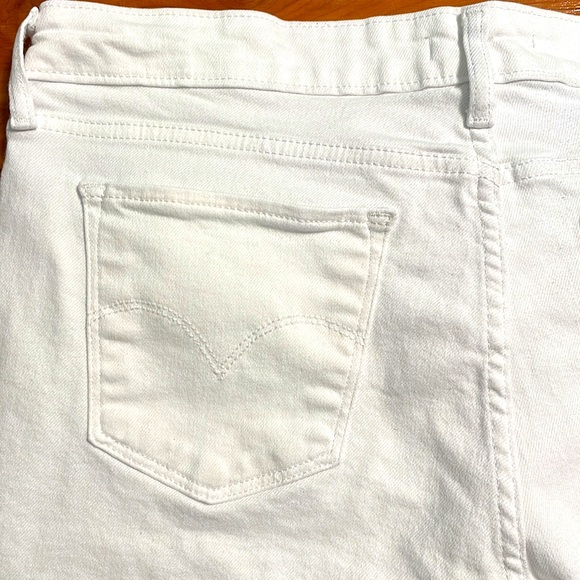 Levi Strauss Waist Size 32 White Skinny Jeans - Picture 7 of 9